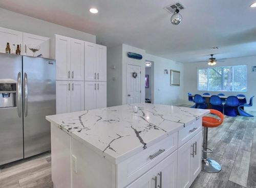 33358 Embassy Ave, Temecula CA  92592-1320 exterior
