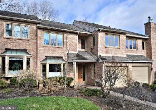 51 Treaty Dr, Wayne, PA