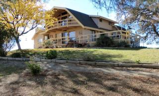 52116 Smith Rd, Lake Nacimiento, CA 93426-9503