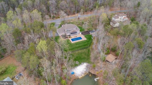 7905 Waterford Dr, Spotsylvania VA  22551-2204 exterior