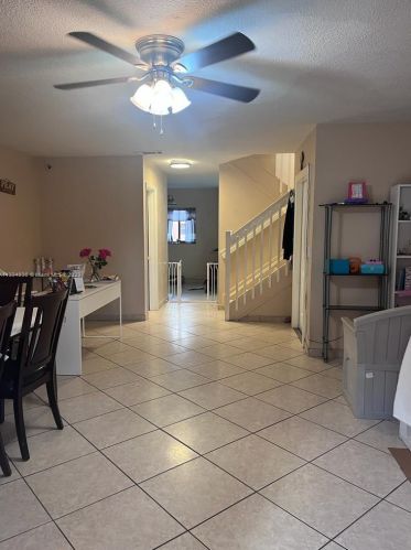 6440 27th Ln, Hialeah, FL 33016-4360