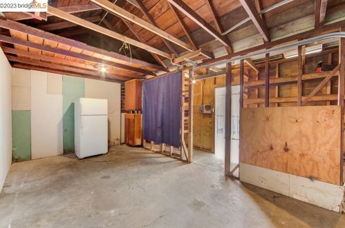 1136 92 Ave, Oakland CA 94603-1358 exterior