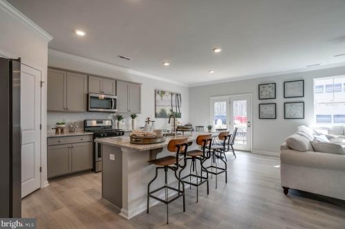 137 Winifred Dr, Hanover PA  17331 exterior