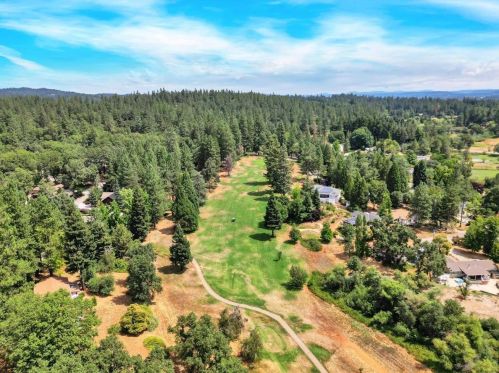 16053 Norlene Way, Grass Valley CA 95949-6609 exterior