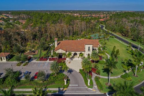 4430 Tamarind Way, Naples FL  34119-9684 exterior