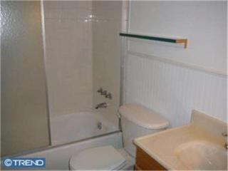 45 Wexford Dr, North Wales PA  19454-4022 exterior