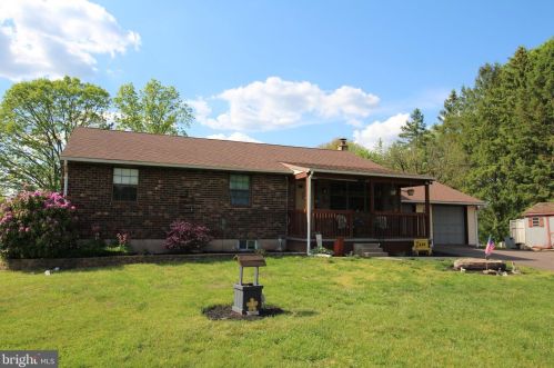 545 Neiffer Rd, Collegeville, PA 19473-1506
