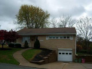 2040 Outlook Dr, Verona, PA 15147-1913