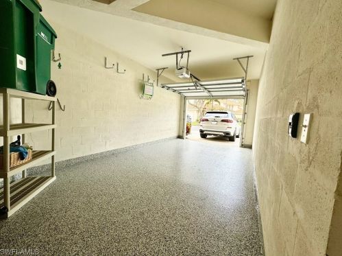 1061 Egrets Walk Cir, Naples FL  34108-2427 exterior