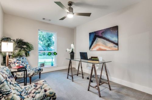 315 Oakcrest Dr, Richardson TX  75080-2520 exterior