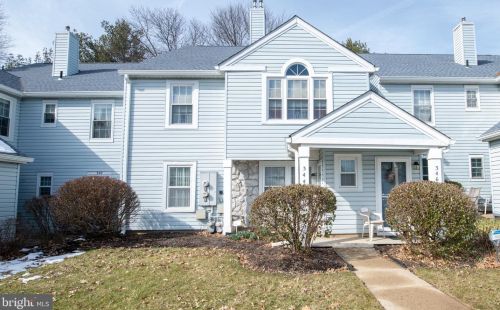 344 Independence Dr, Southampton PA  18966-2729 exterior