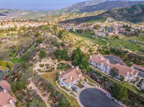 1005 Rising Sun Ct, Anaheim CA  92808-2407 exterior