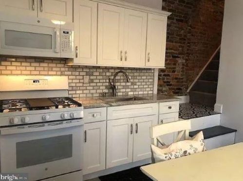 2901 16th St, Philadelphia PA  19132-2226 exterior