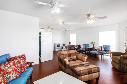 3909 1, Galveston TX exterior