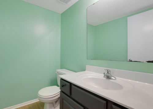 380 Pondview Ln, Chaska MN  55318-2873 exterior