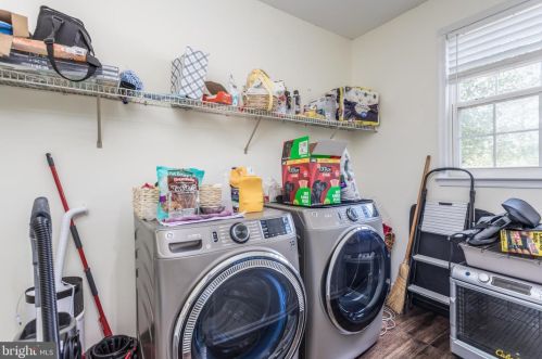 5800 Serengeti Ct, Haymarket VA  20169-3200 exterior