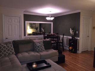 265 Glendale Ave, Bridgeport CT  06606-2742 exterior