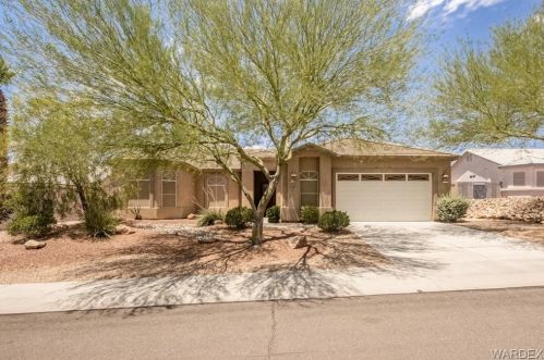 2847 Ventana Dr, Bullhead City, AZ 86429-5917