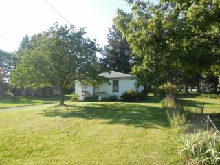 2 Myrtle Ave, Washington, NJ 07882-1700