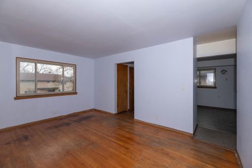 4943 14th St, Milwaukee WI  53221-2862 exterior