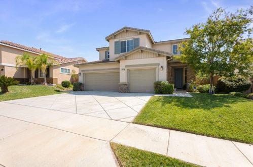 34077 Corktree Rd, Lake Elsinore, CA 92532-2942