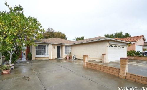 6850 Windward St, San Diego, CA 92114-7867