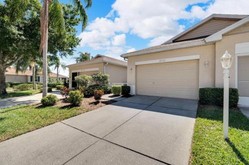 1032 Radison Ave, Ruskin, FL 33573-8013