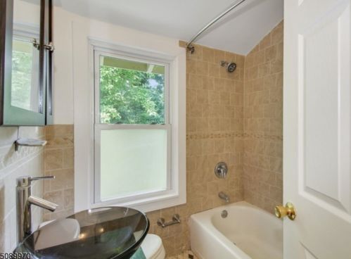 1061 Broad St, Westfield NJ  07090-1132 exterior