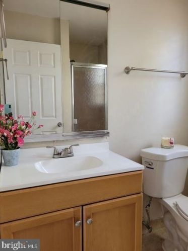 17 Brearly Dr, Erial NJ  08081-4456 exterior