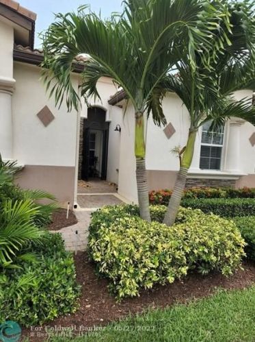 14888 Barletta Way, Delray Beach, FL 33446-2175