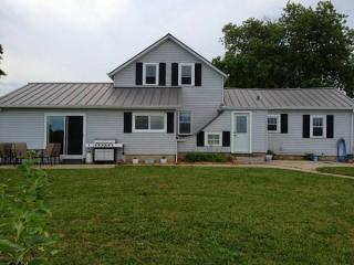 8515 Kings Rd, Wayside, WI 54126-9462
