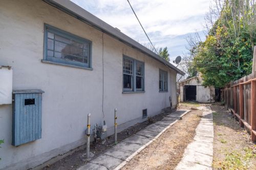 1079 Myrtle St, San Jose CA  95126-1029 exterior
