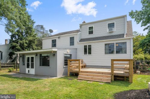 1049 Boyd Ave, Lansdale, PA 19446-4501
