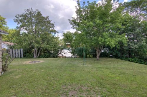240 Elm St, Eau Claire WI  54729-1827 exterior