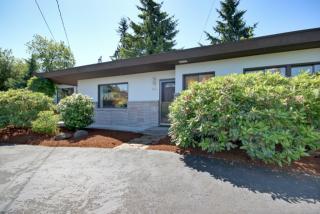 845 Crest Ave, Kent, WA 98030-6251