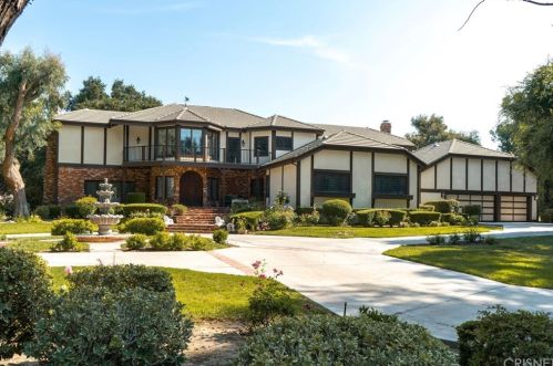 26334 Macmillan Ranch Rd, Santa Clarita, CA 91387-4040