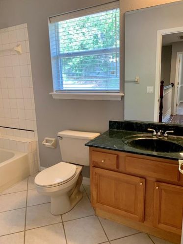 7925 Canyon Lake Cir, Orlando FL  32835-8206 exterior