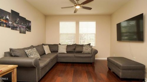 729 Forest Park Blvd, Oxnard, CA 93036-5445