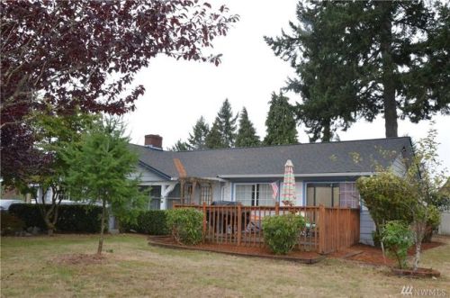 8702 Hipkins Rd, Lakewood, WA 98498-4630
