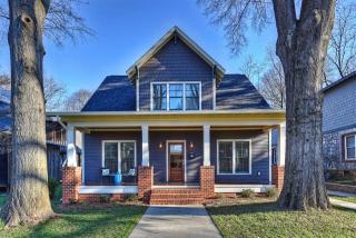 2210 Roslyn Ave, Charlotte, NC 28208-4225