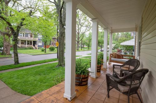 5728 Arnsby Pl, Cincinnati, OH 45227-2833