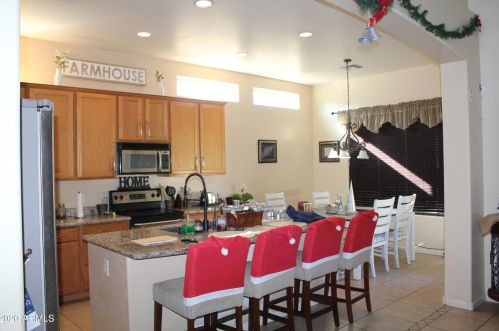 8622 22 St, Phoenix AZ 85016-2704 exterior