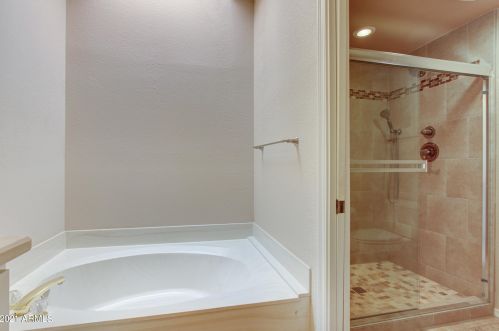 5533 Desert Hills Dr, Scottsdale AZ  85254-5727 exterior