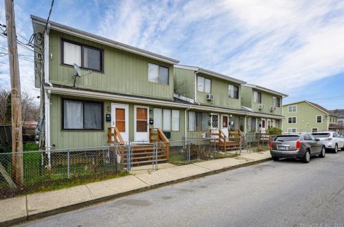 30 Ann St, Stamford, CT 06902-5002