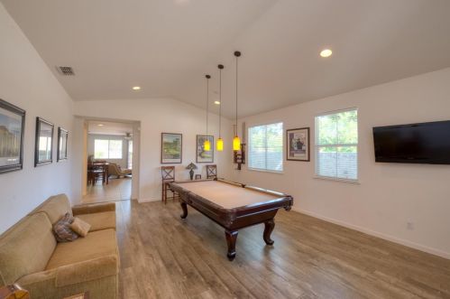 20644 Sarazen Pl, Grayson, CA 95363-8531
