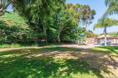 6470 Bell Bluff Ave, San Diego CA  92119-1021 exterior