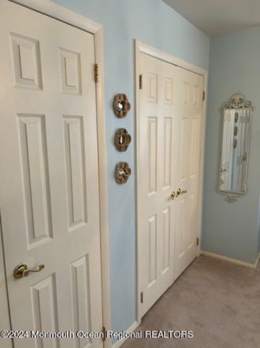606 Bromelia Ct, Jackson Twp NJ  08527-4128 exterior