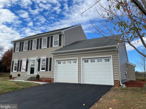 6310 Cranston Ln, Fredericksburg, VA 22407-8371