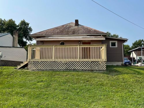 545 Eastern Ave, New Lexington, OH 43764-1413