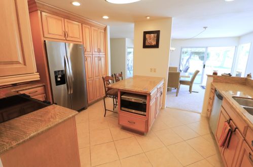 8730 Club House Dr, Desert Hot Springs CA  92240 exterior